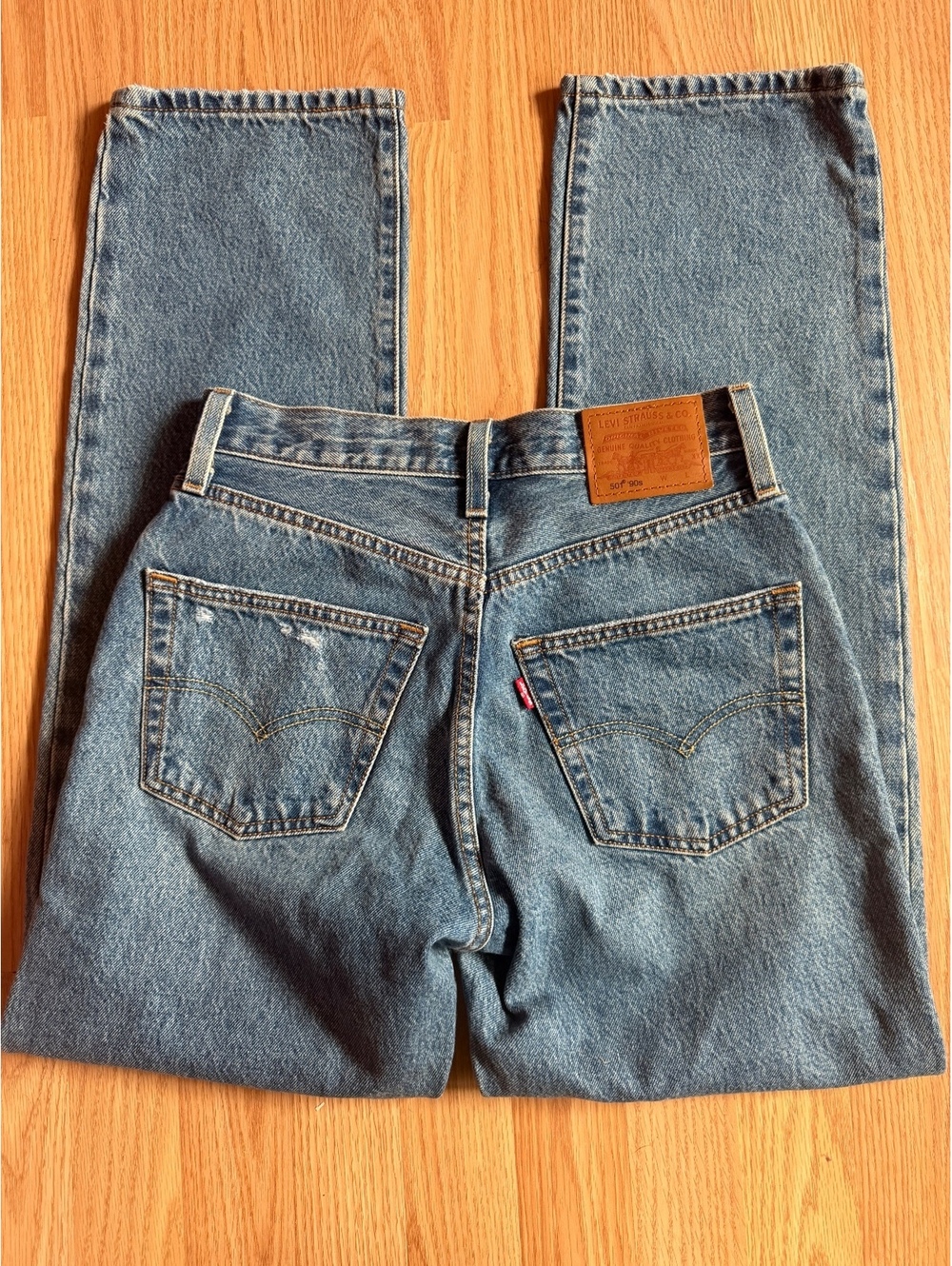 Levi’s 501 90s Straight Leg Distressed Buttonfly Jeans Size 24 x 29